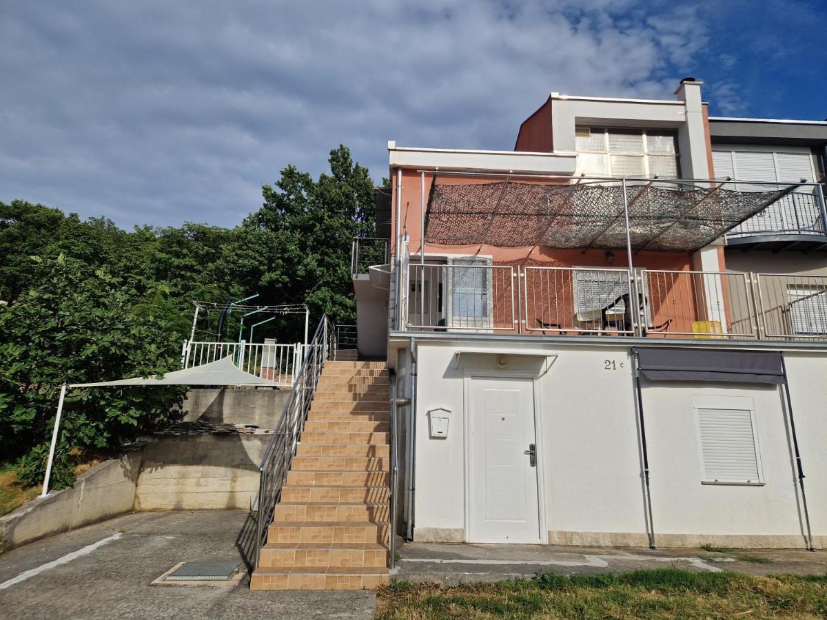 Apartmani Igercic Stinica Eksteriør billede