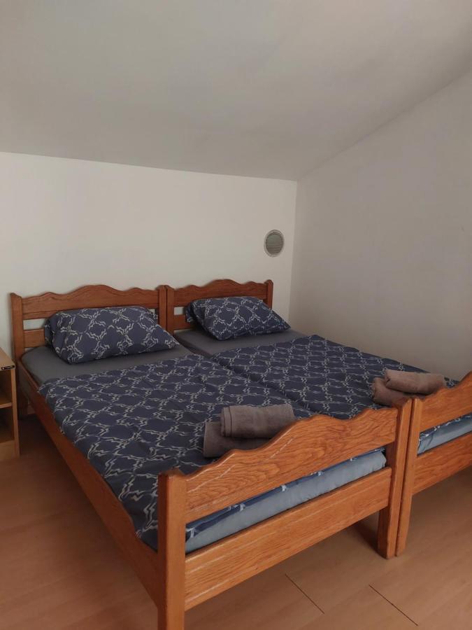 Apartmani Igercic Stinica Eksteriør billede